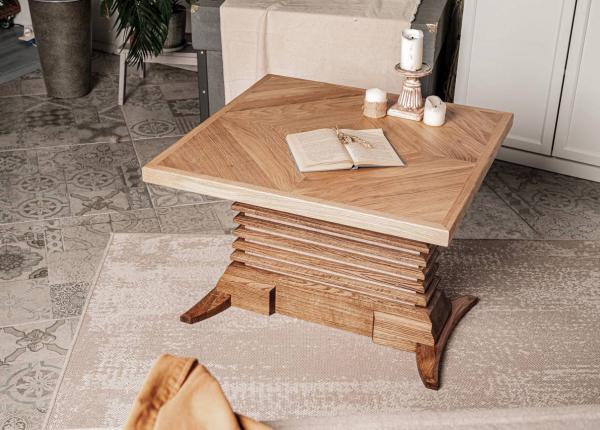 Деревянный столик в единственном экземпляре из дуба
